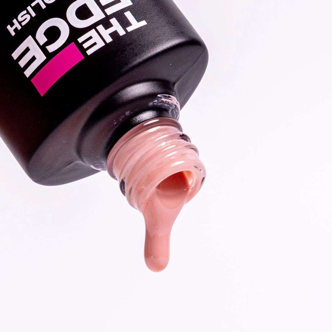 The Soft Pink Gel Polish - Image 4